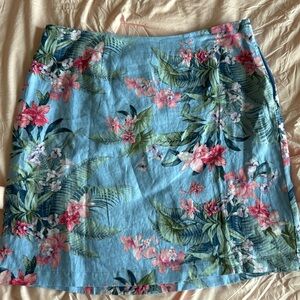 Tommy Bahama women’s skirt size 12 blue with flowers.